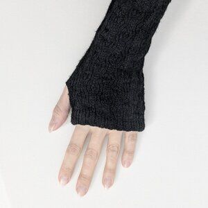 Black Cable Knit Arm Warmers w/ Thumb Holes - Fingerless Gloves, Winter, Cozy